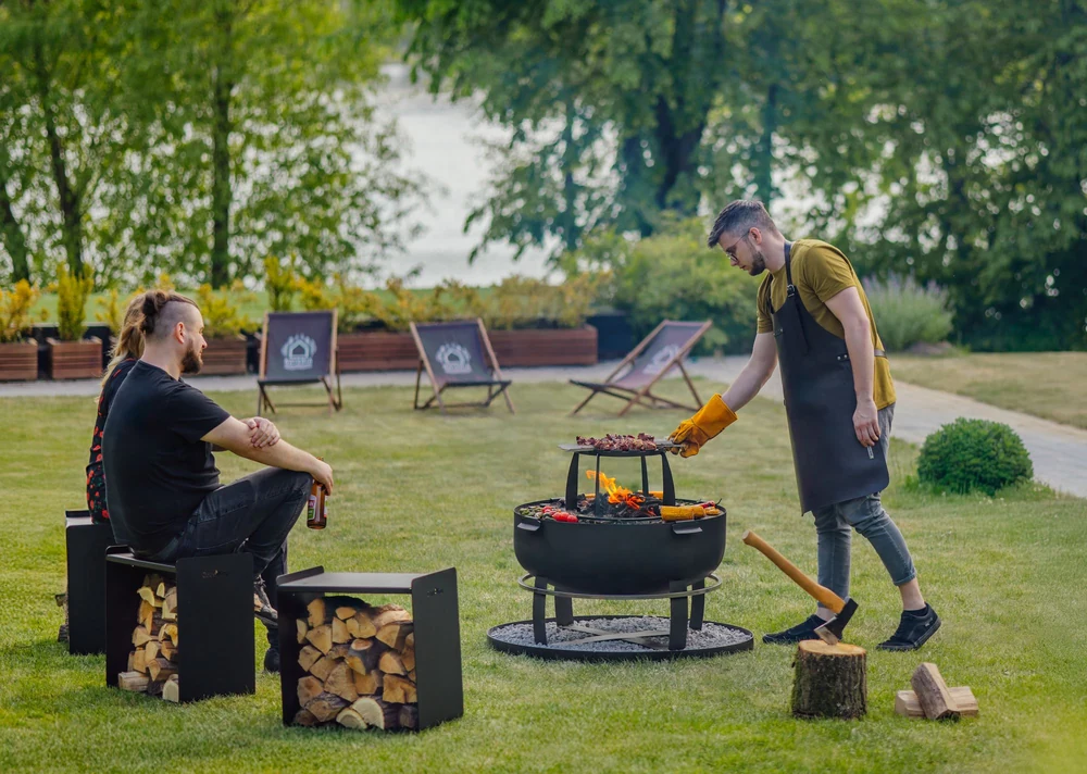 Grilling at a COOK KING fire bowl in the garden